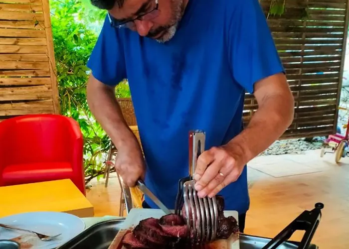 مكان تخييم De 30m² Avec Terrasse A - Api-1-52-539 Devillac