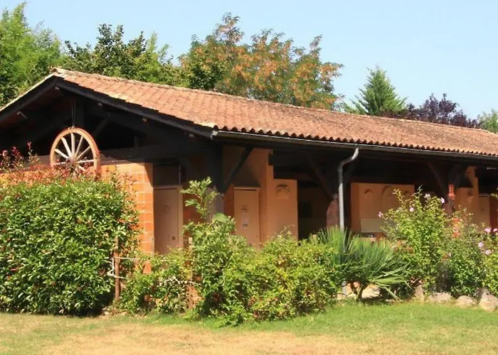 De 30m² Avec Terrasse A - Api-1-52-539 مكان تخييم *