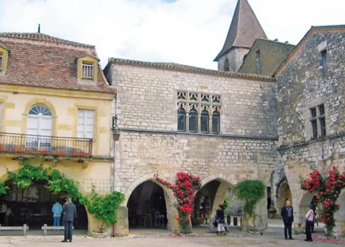 De 30m² Avec Terrasse A - Api-1-52-539 مكان تخييم Devillac