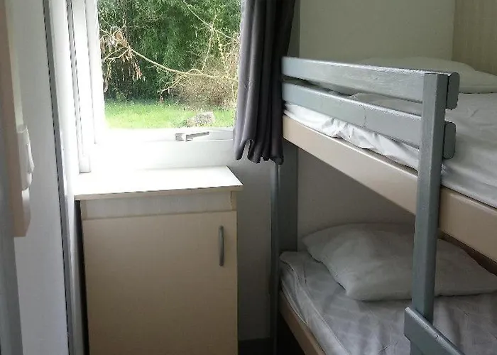 مكان تخييم De 30m² Avec Terrasse A - Api-1-52-539 *