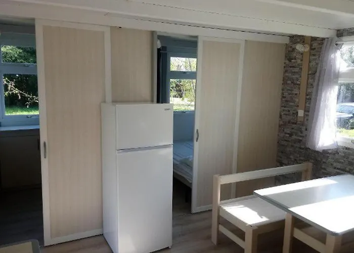 مكان تخييم De 30m² Avec Terrasse A - Api-1-52-539